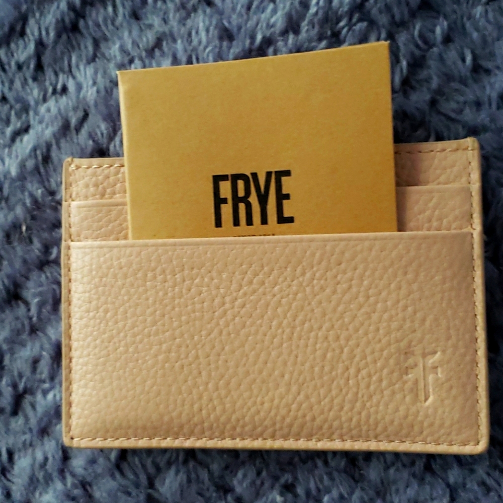FRYE light pink pebble leather card case